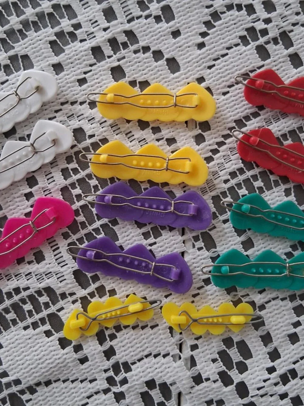 Plastic Heart Hair Barrettes